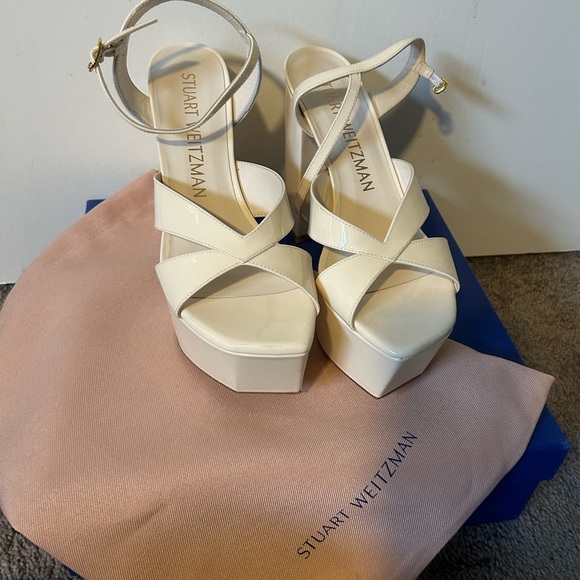 NWOT Stuart Weizmann Miami Block Heel Sandals - Picture 1 of 3